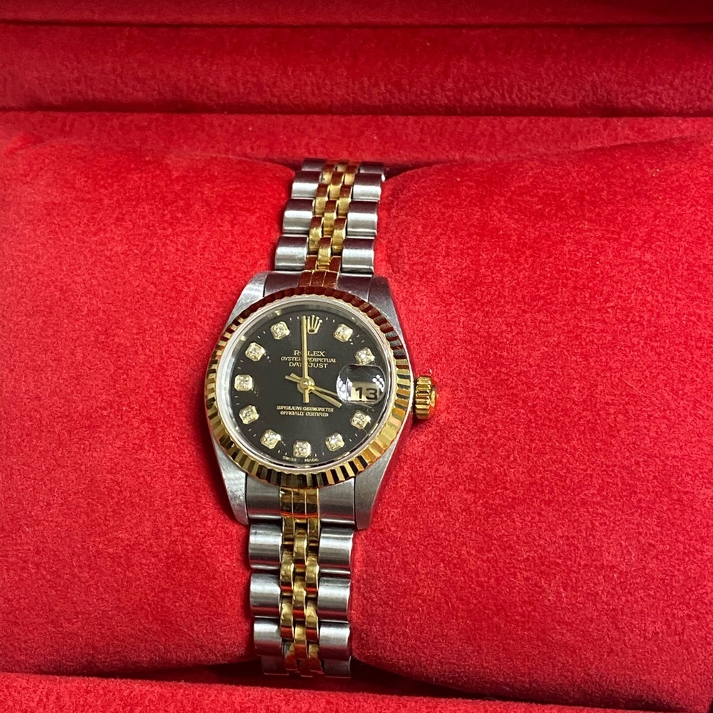 HP🎉ROLEX DATEJUST WATCH DIAMONDS - Picture 5 of 16